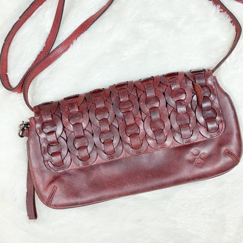NEW Patricia Nash Baku Leather Crossbody Clutch in Red - Picture 3 of 12